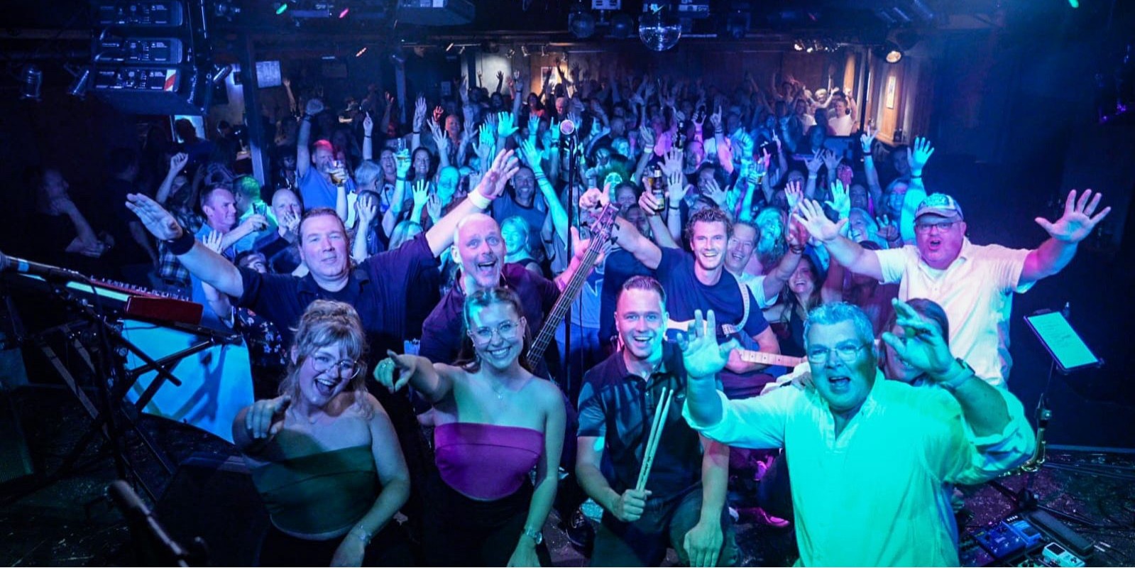 Awoei! Doe Maar Tribute Band